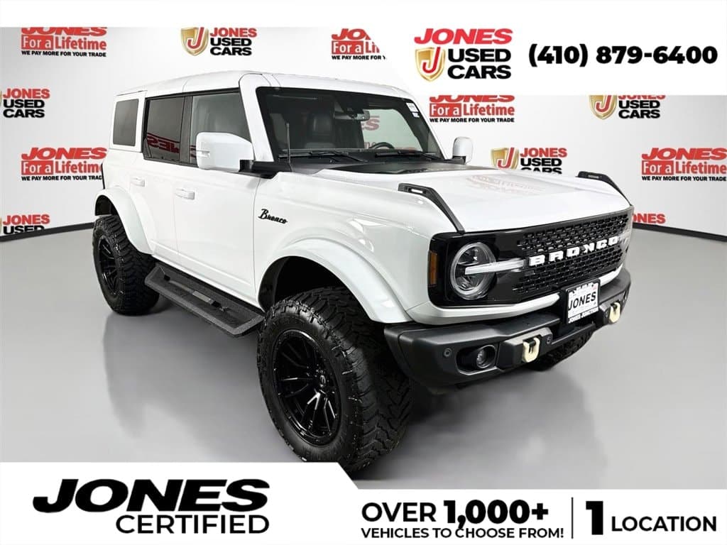 2023 Ford Bronco Wildtrak — photo 1 of 35
