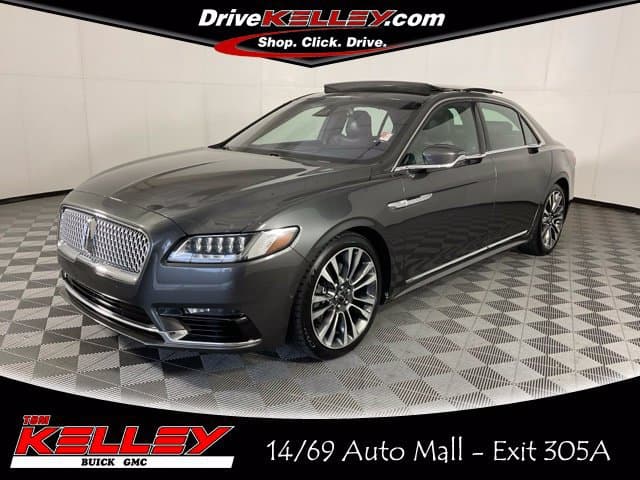 2017 Lincoln Continental Reserve — photo 1 of 55
