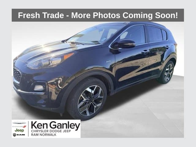 2022 Kia Sportage EX — photo 1 of 16