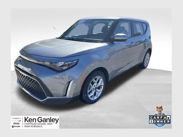 2023 Kia Soul LX — photo 1 of 26