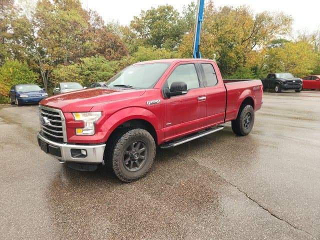 2015 Ford F-150 XLT — photo 1 of 14