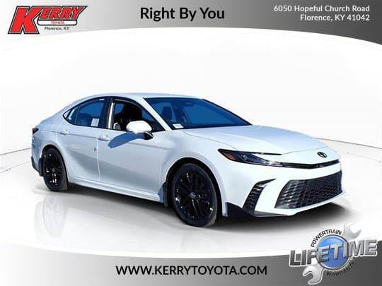 2026 Toyota Camry SE — photo 1 of 48