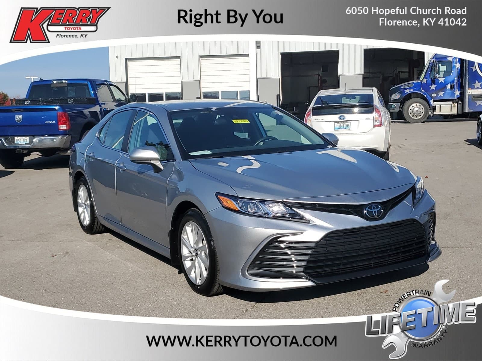 2024 Toyota Camry LE — photo 1 of 30