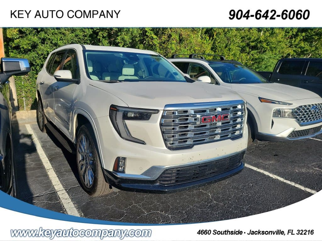2024 GMC Acadia FWD Denali — photo 1 of 4