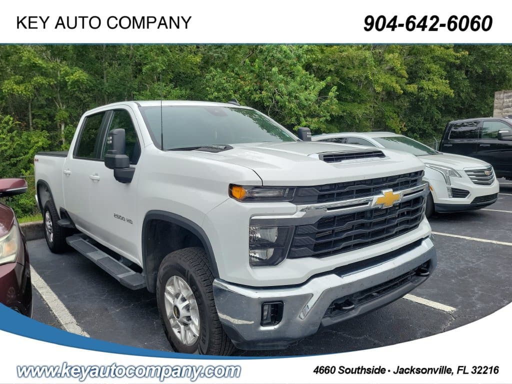 2025 Chevrolet Silverado 2500HD LT — photo 1 of 4