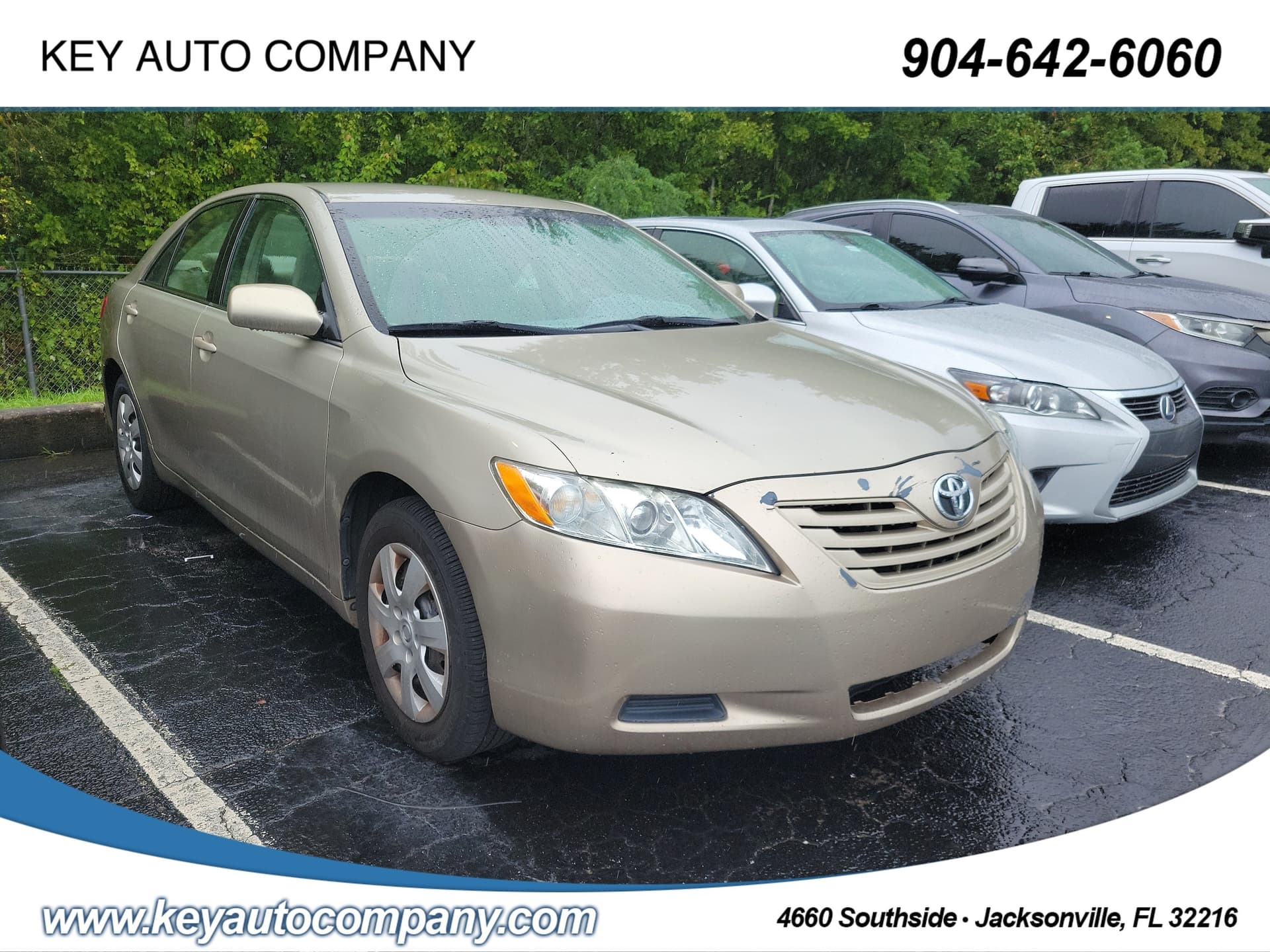 2007 Toyota Camry SE — photo 1 of 4