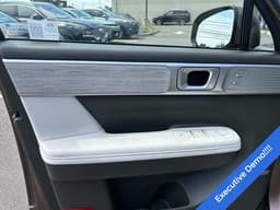 Extra Photo