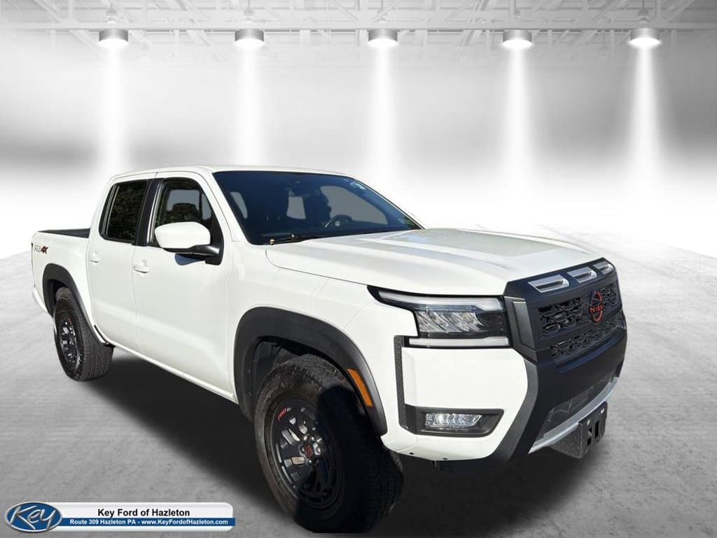 2026 Nissan Frontier PRO-4X — photo 1 of 31