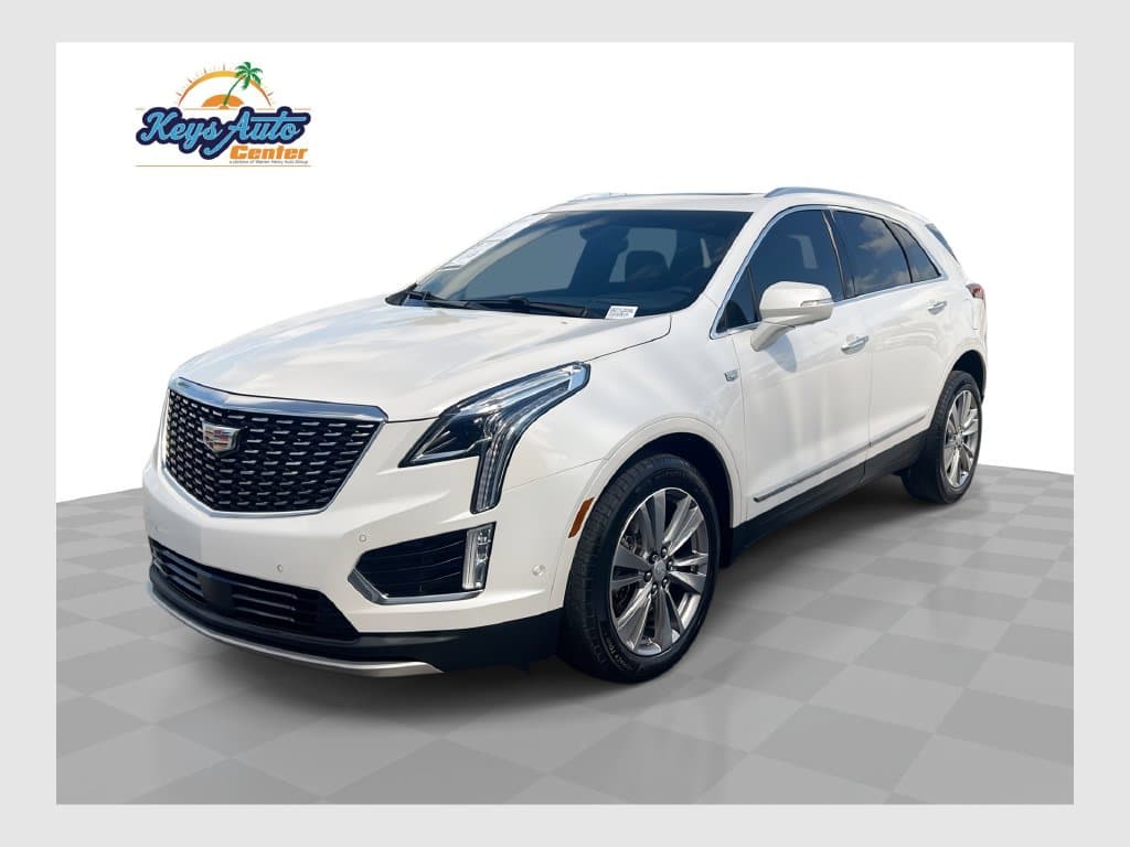 2024 Cadillac XT5 Base — photo 1 of 35