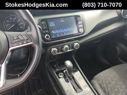 2023 Nissan Kicks SV — photo 1 of 6