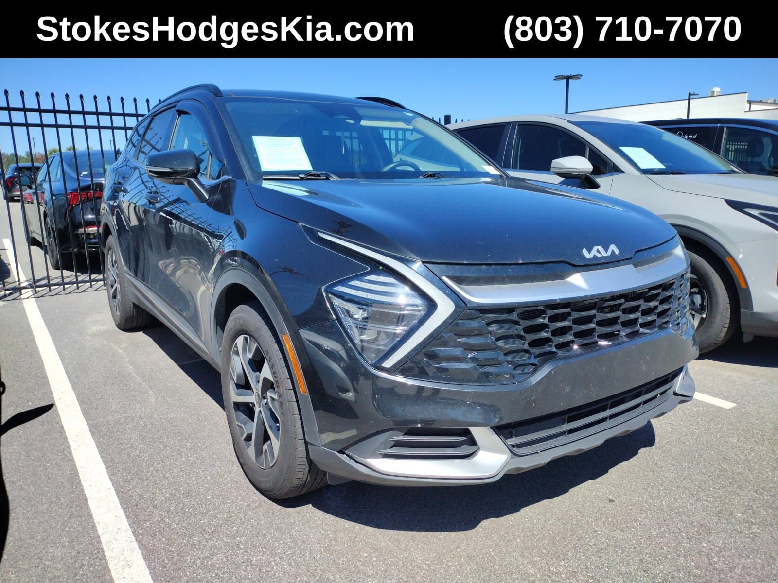 2024 Kia Sportage Hybrid EX — photo 1 of 5