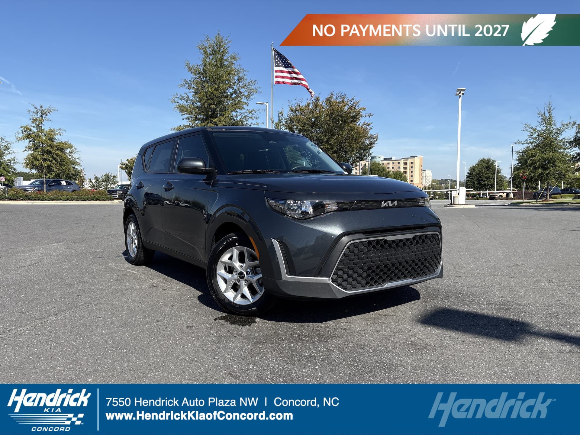 2025 Kia Soul LX — photo 1 of 36