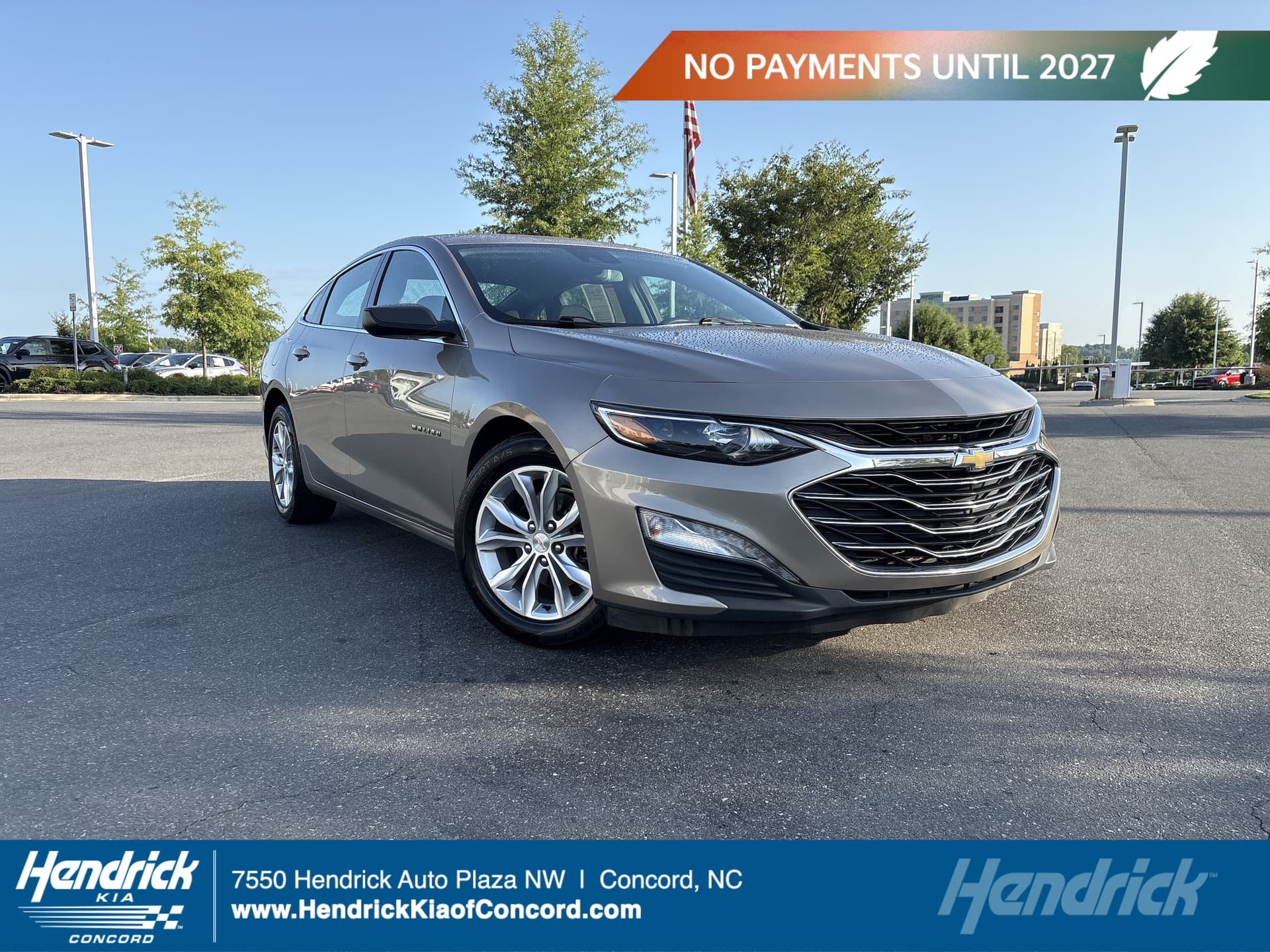 2023 Chevrolet Malibu LT — photo 1 of 39