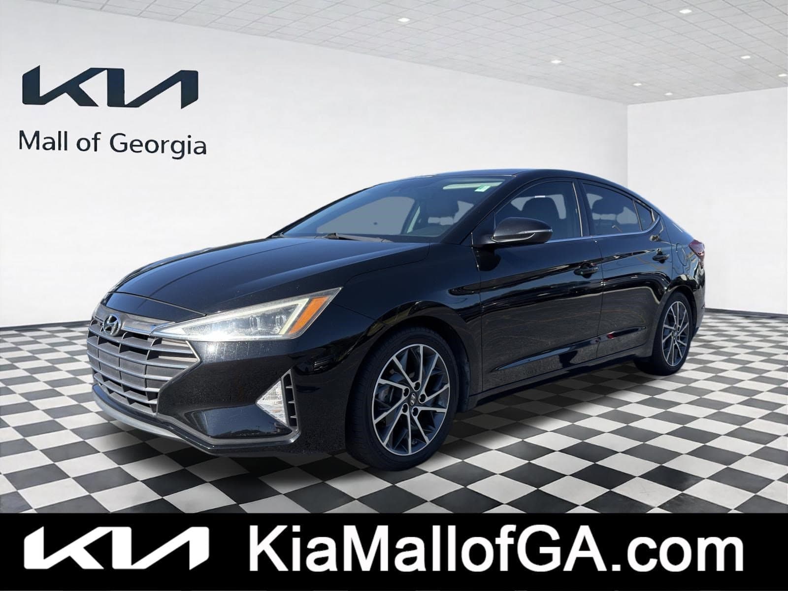 2019 Hyundai Elantra Limited — photo 1 of 10