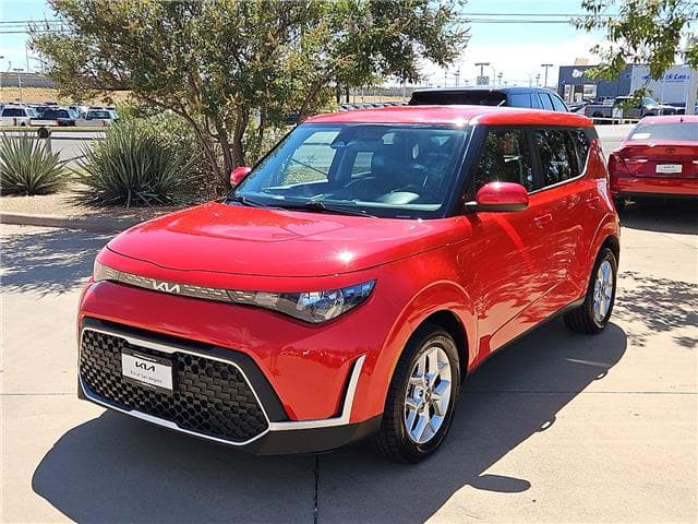 2023 Kia Soul LX — photo 1 of 20