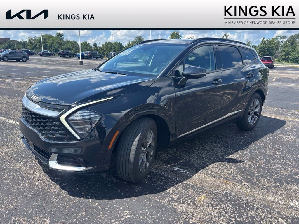 2024 Kia Sportage SX — photo 1 of 17