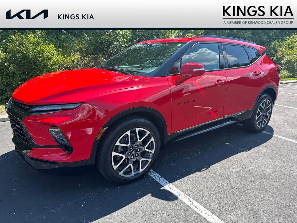 2023 Chevrolet Blazer RS — photo 1 of 9