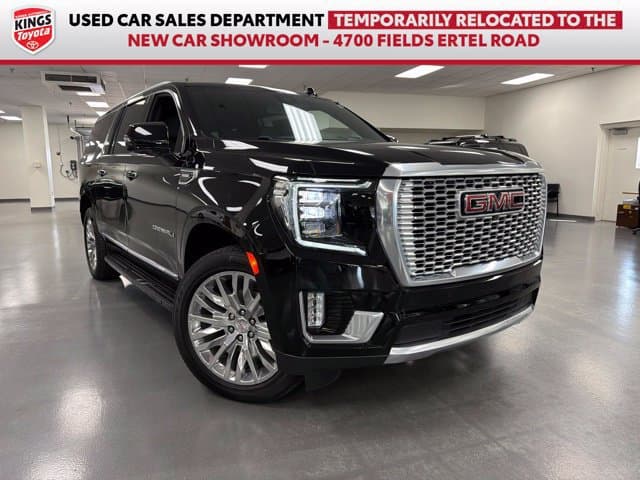 2023 GMC Yukon XL Denali — photo 1 of 34