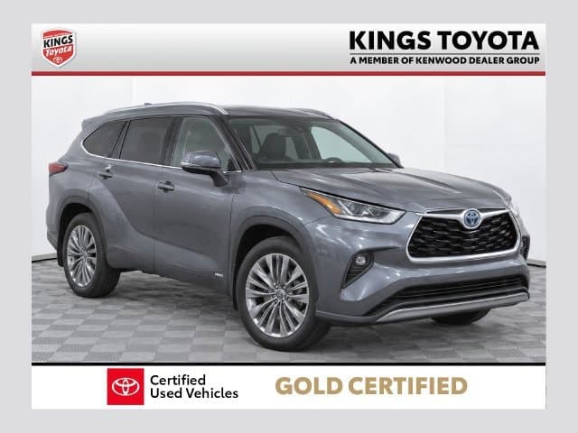 2022 Toyota Highlander Hybrid Platinum — photo 1 of 12