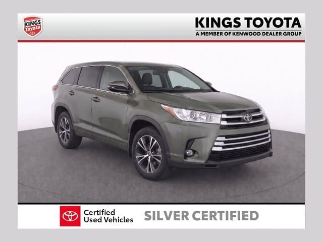 2018 Toyota Highlander LE Plus — photo 1 of 26