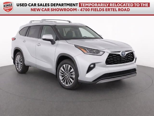 2023 Toyota Highlander Hybrid Platinum — photo 1 of 10
