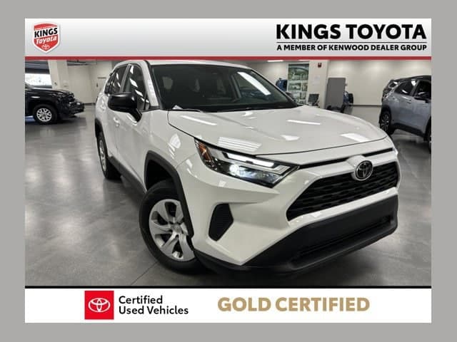 2024 Toyota RAV4 LE — photo 1 of 26