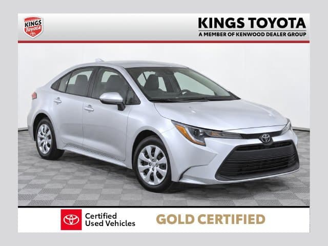 2026 Toyota Corolla LE — photo 1 of 11