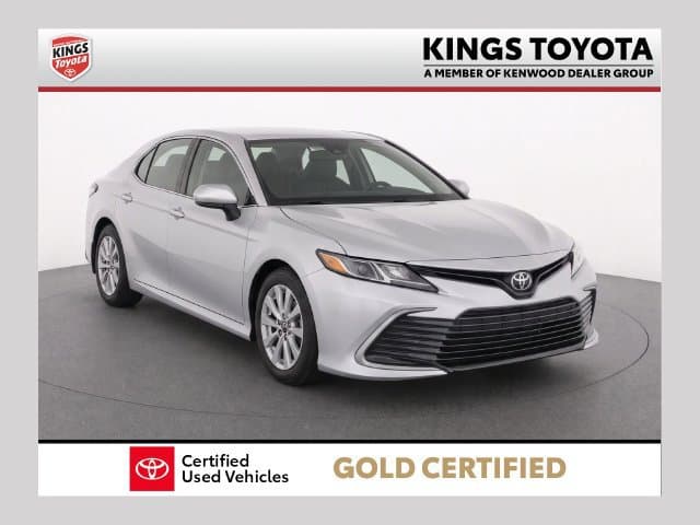 2024 Toyota Camry LE — photo 1 of 11