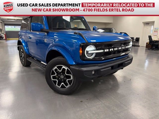 2023 Ford Bronco Outer Banks — photo 1 of 27