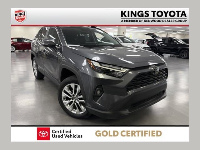 2025 Toyota RAV4 XLE Premium — photo 1 of 32