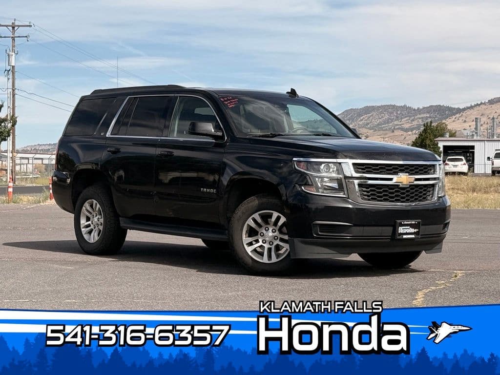 2019 Chevrolet Tahoe LT — photo 1 of 32
