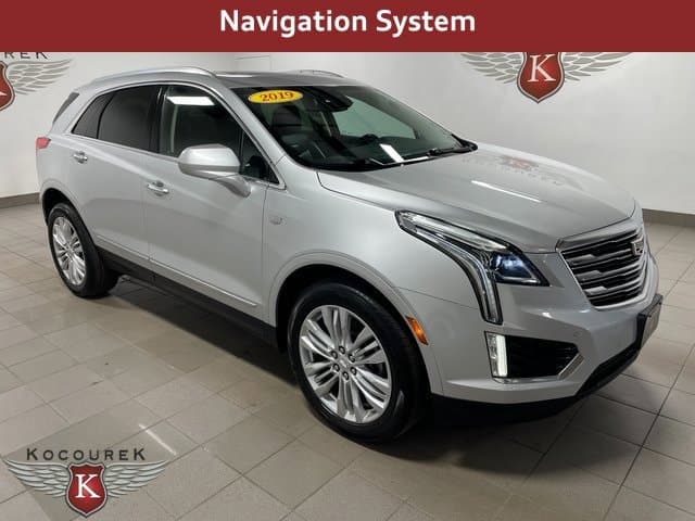 2019 Cadillac XT5 Base — photo 1 of 50