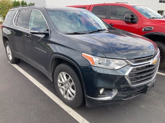 2020 Chevrolet Traverse LT Leather — photo 1 of 6