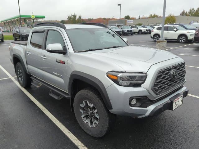 2022 Toyota Tacoma 4WD TRD Off Road — photo 1 of 12