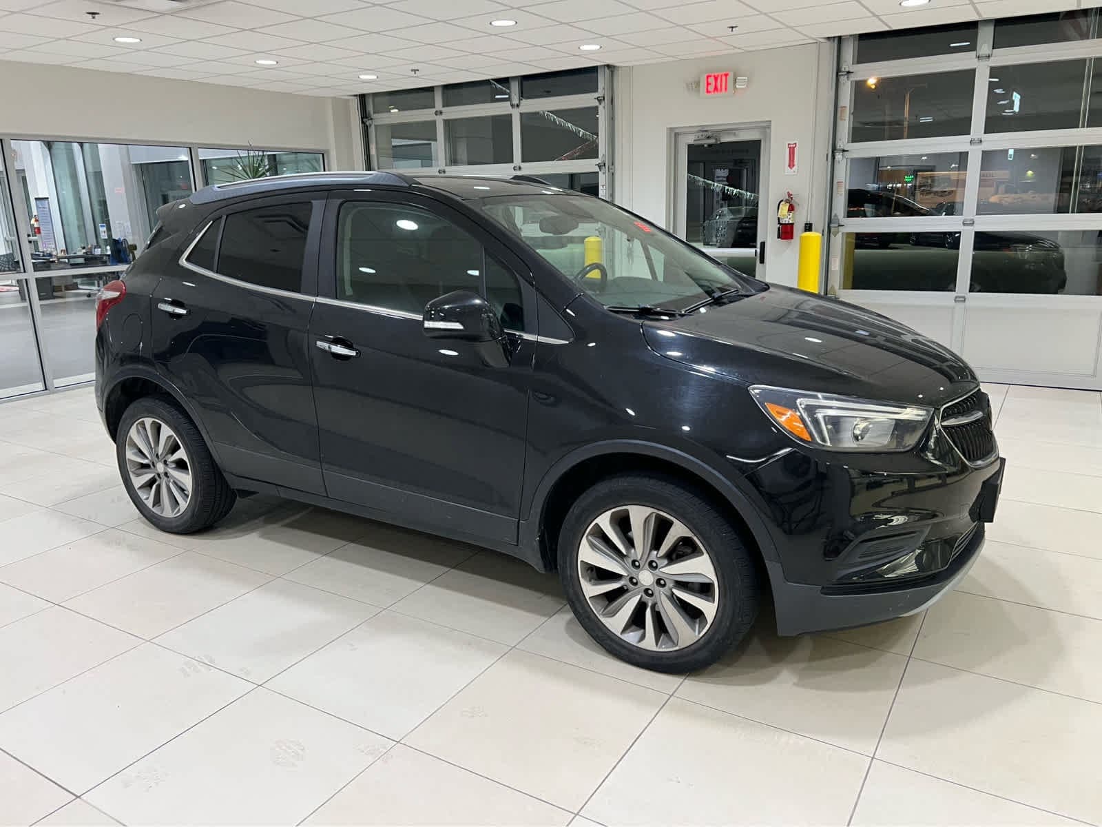 2019 Buick Encore Preferred — photo 1 of 17