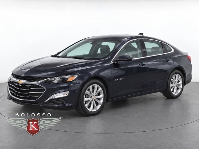 2022 Chevrolet Malibu LT — photo 1 of 12