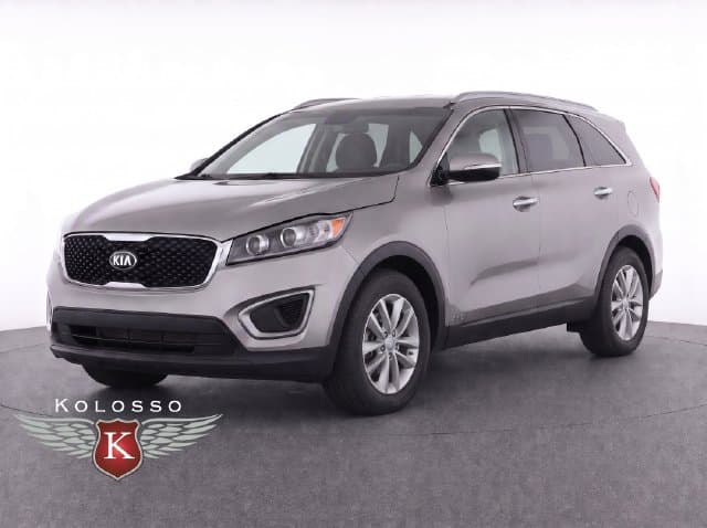 2018 Kia Sorento LX — photo 1 of 17