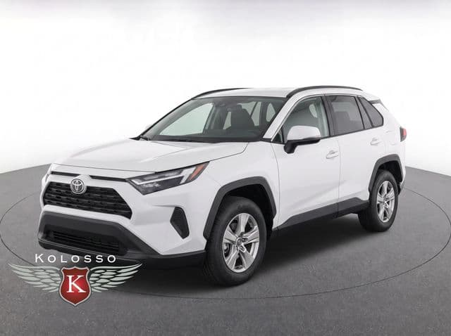 2025 Toyota RAV4 XLE — photo 1 of 30