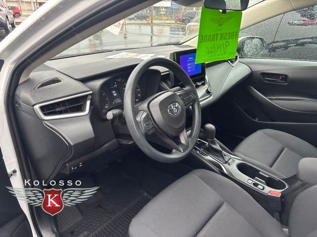 2025 Toyota Corolla LE — photo 1 of 24