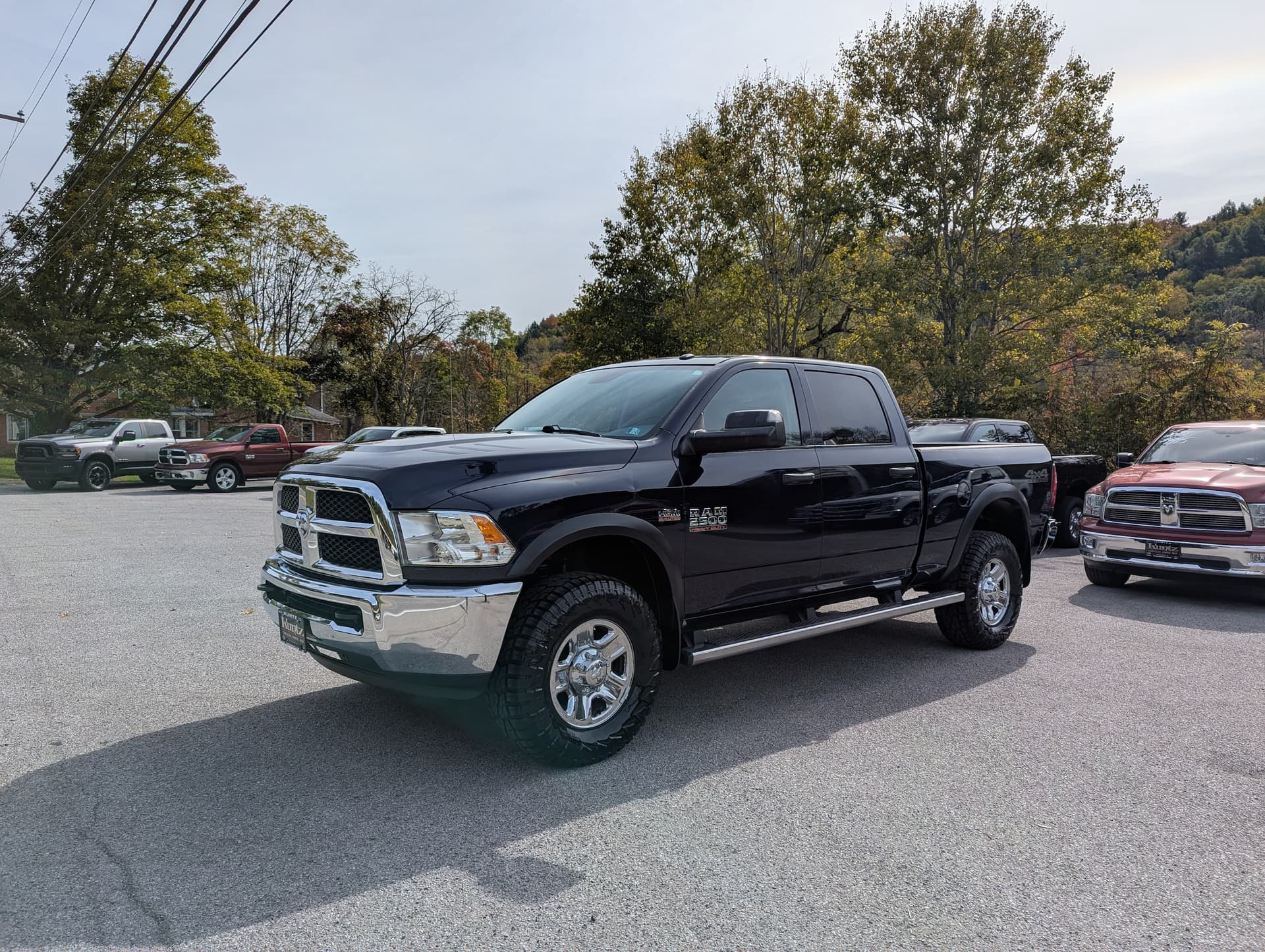 2017 RAM 2500 Tradesman — photo 1 of 13
