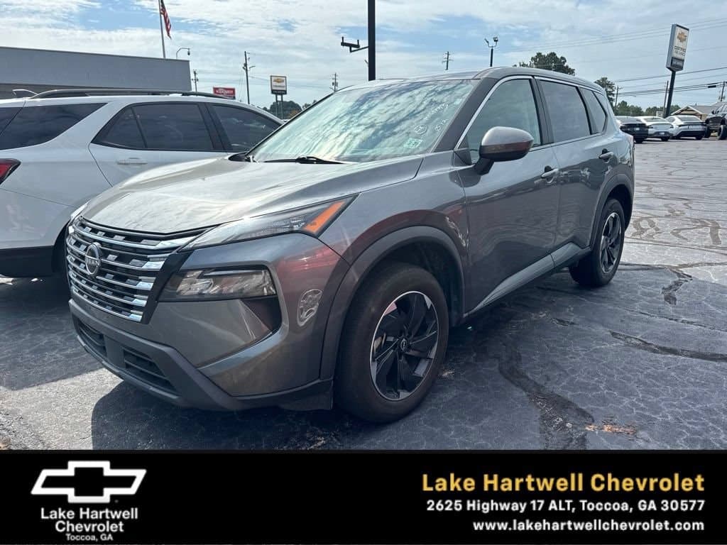 2024 Nissan Rogue SV — photo 1 of 29