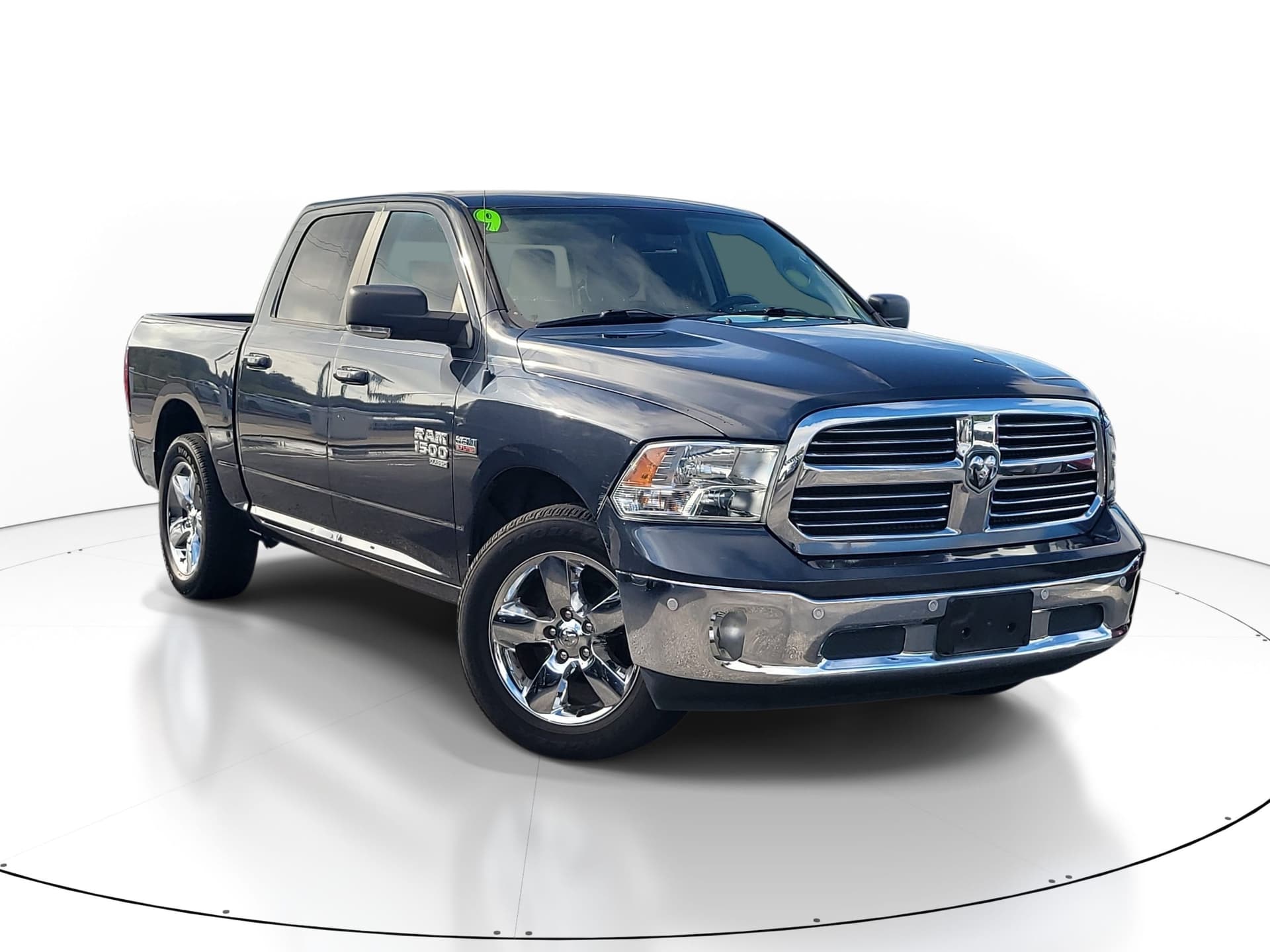 2019 RAM 1500 Classic Lone Star — photo 1 of 30