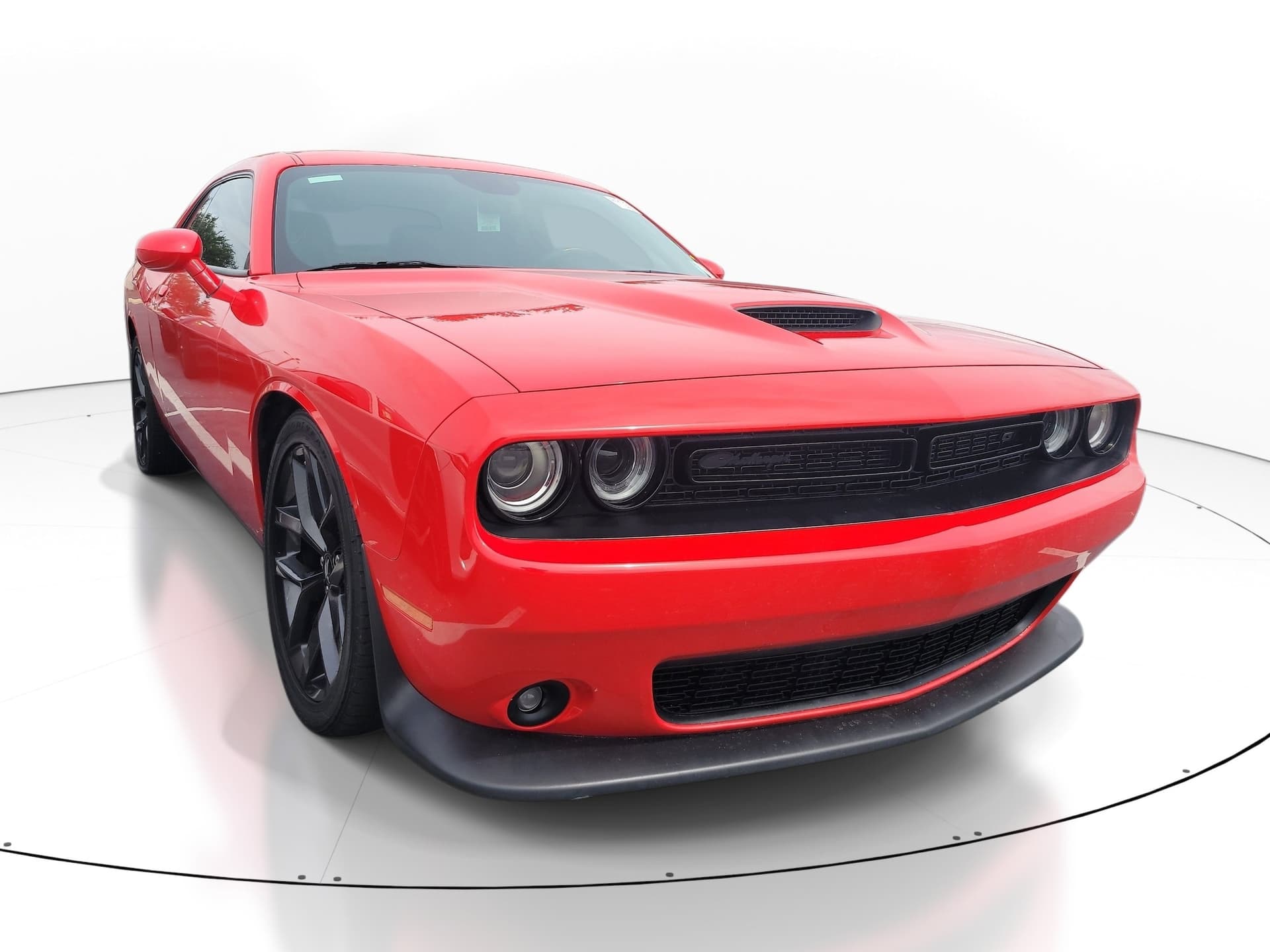 2022 Dodge Challenger GT — photo 1 of 10