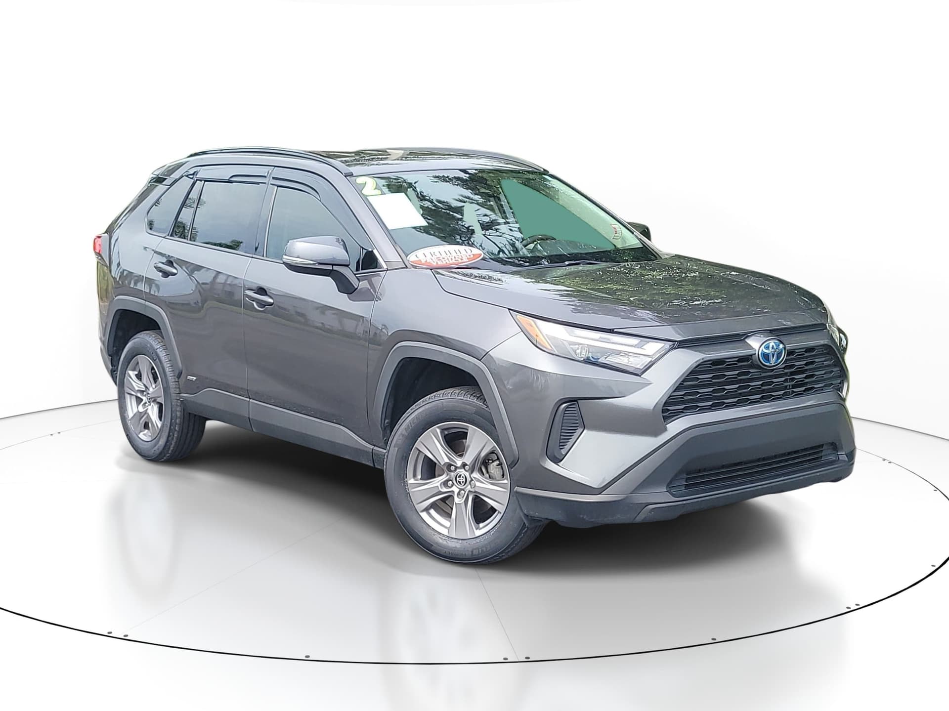 2022 Toyota RAV4 Base — photo 1 of 30