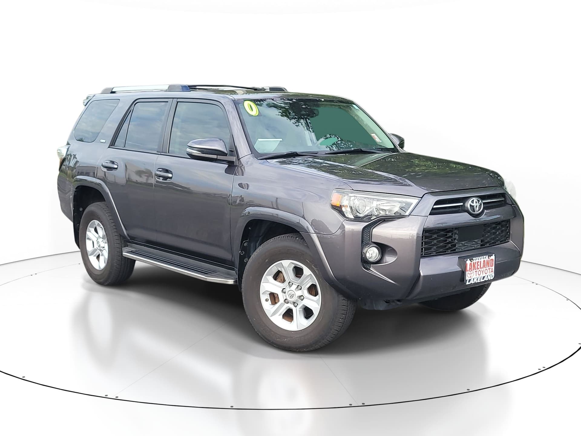 2020 Toyota 4Runner SR5 — photo 1 of 32
