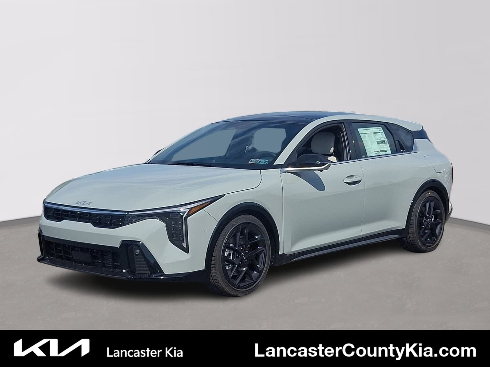2026 Kia K4 Hatchback GT-Line Turbo — photo 1 of 20