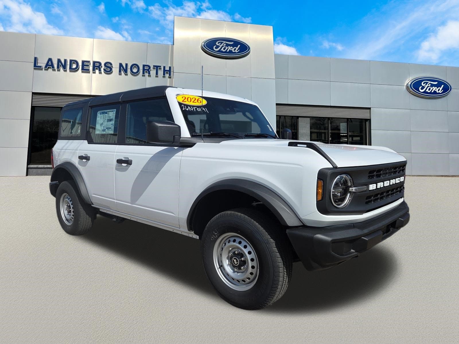 2026 Ford Bronco Base — photo 1 of 17