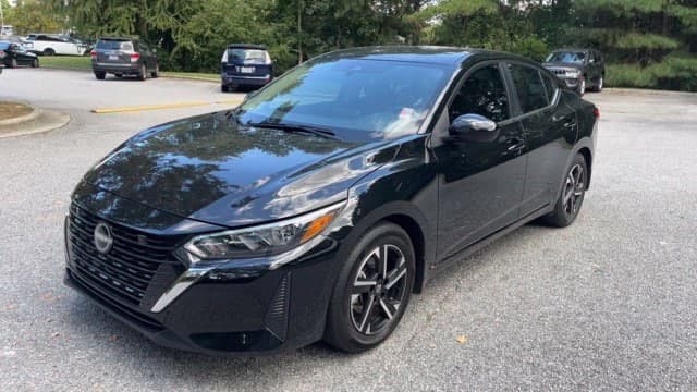 2025 Nissan Sentra SV — photo 1 of 13