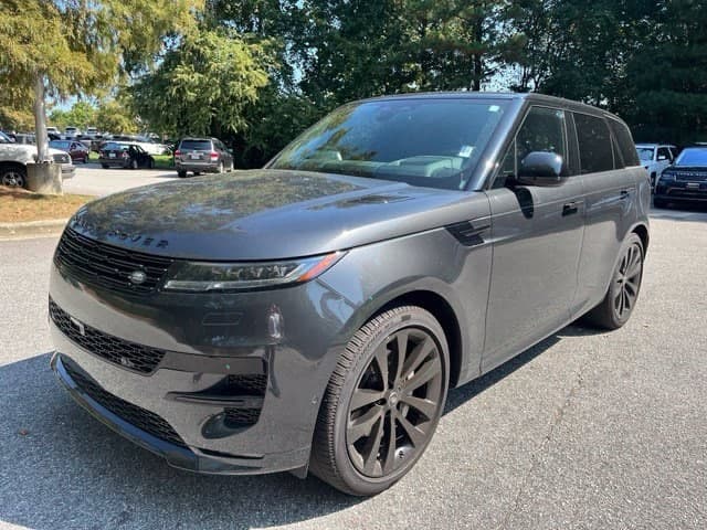 2025 Land Rover Range Rover Sport Dynamic SE — photo 1 of 13