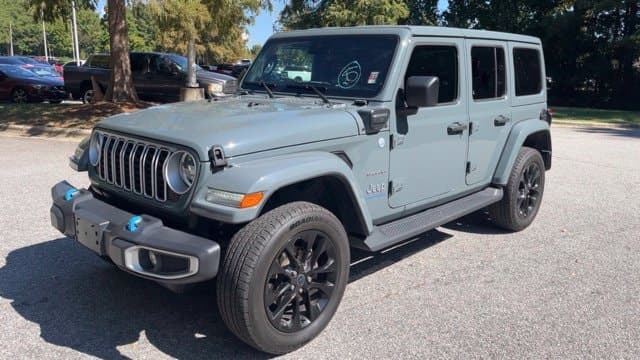 2024 Jeep Wrangler 4xe Sahara — photo 1 of 13
